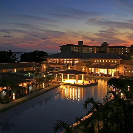 แกรนดิริโอ รีสอร์ต อิชิงะกิจิมะ วิลลา การ์เดน Hotel Ishigaki  ภายนอก รูปภาพ